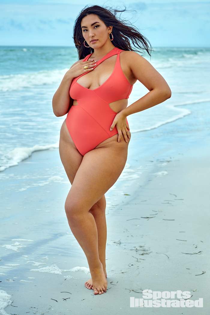 X163483_TK5_00189WMweb